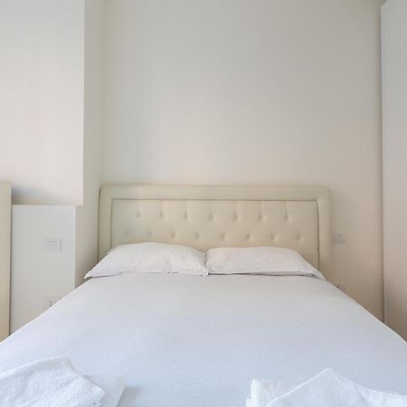 Bullona Elegant Apartment Milaan Buitenkant foto