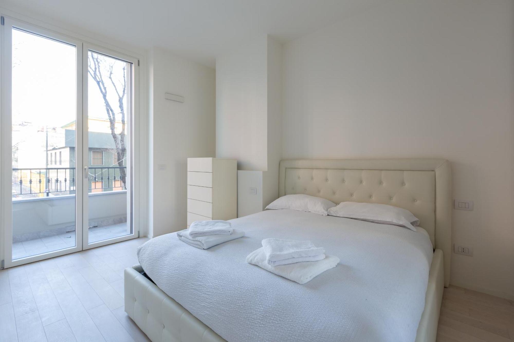 Bullona Elegant Apartment Milaan Buitenkant foto